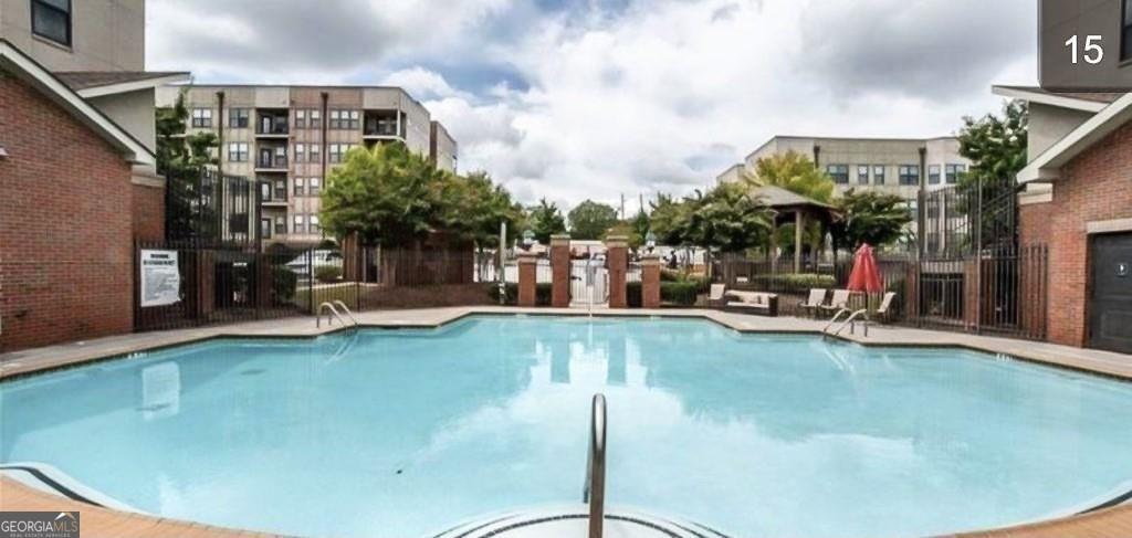898 Oak ST SW 1215