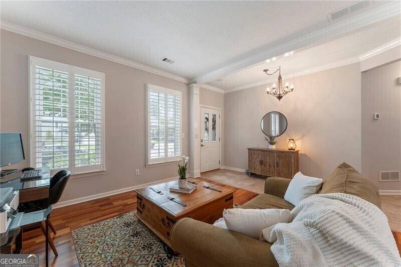 475 Chippenham CT