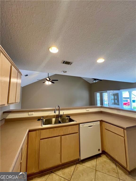 Brunswick, Georgia 31520, United States, 6 Bedrooms Bedrooms, ,4 BathroomsBathrooms,Residential,Active,86887