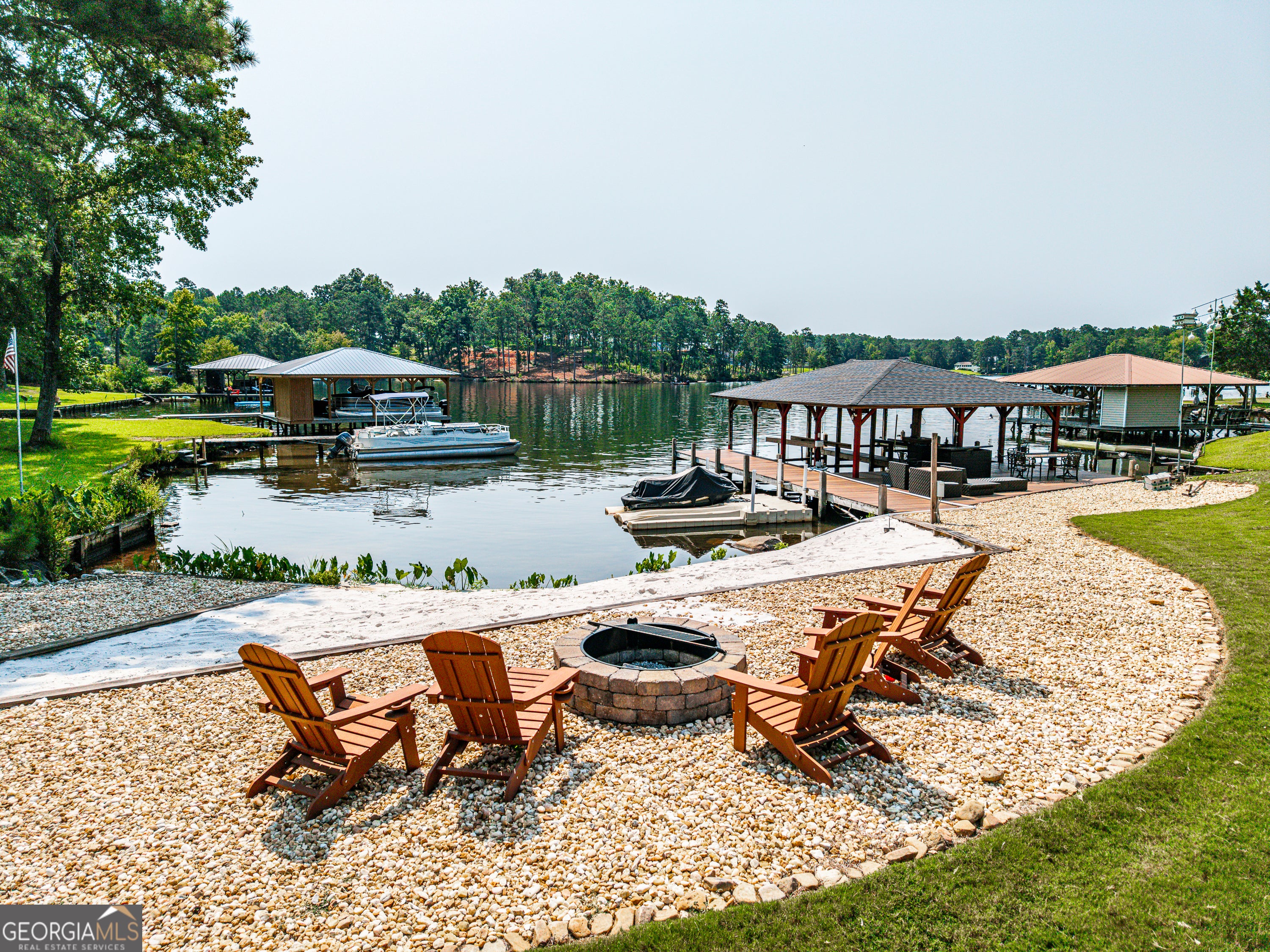 118 Mariners DR