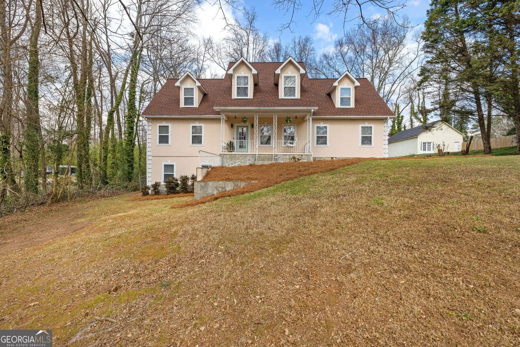 Photo of 1605 Pinebrook Drive, Griffin, GA 30224 (MLS # 10696105)