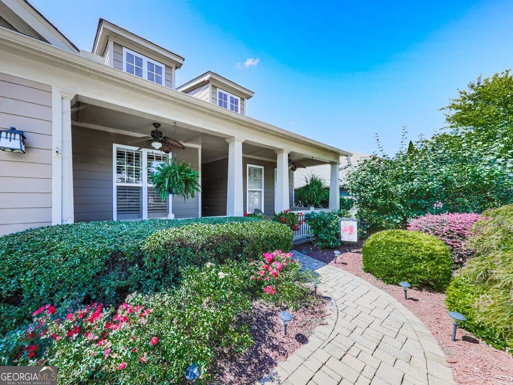 646 LAUREL XING