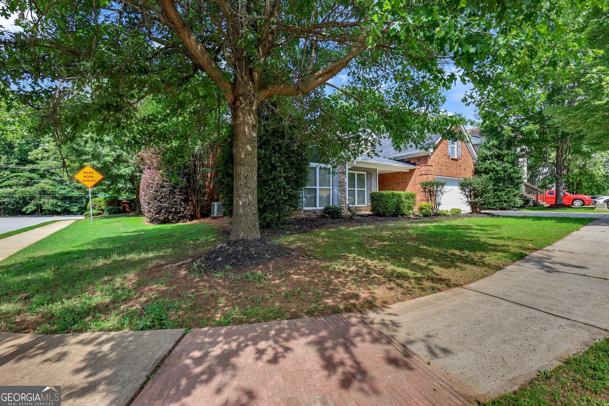 1906 Peach Shoals CIR