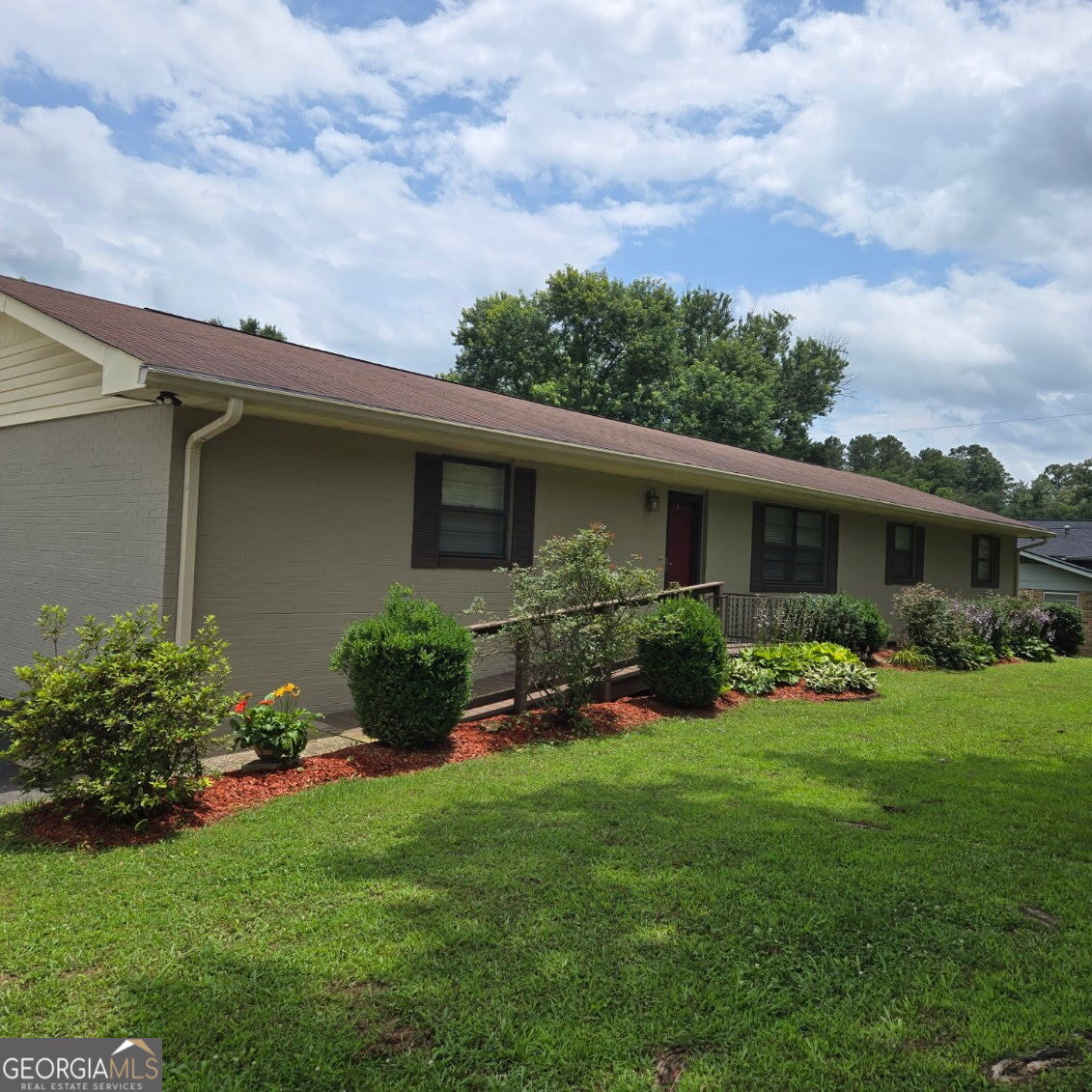 105 Hamel DR