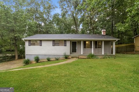 Photo of 5845 S Quail Drive, Douglasville, GA 30135 (MLS # 10650195)