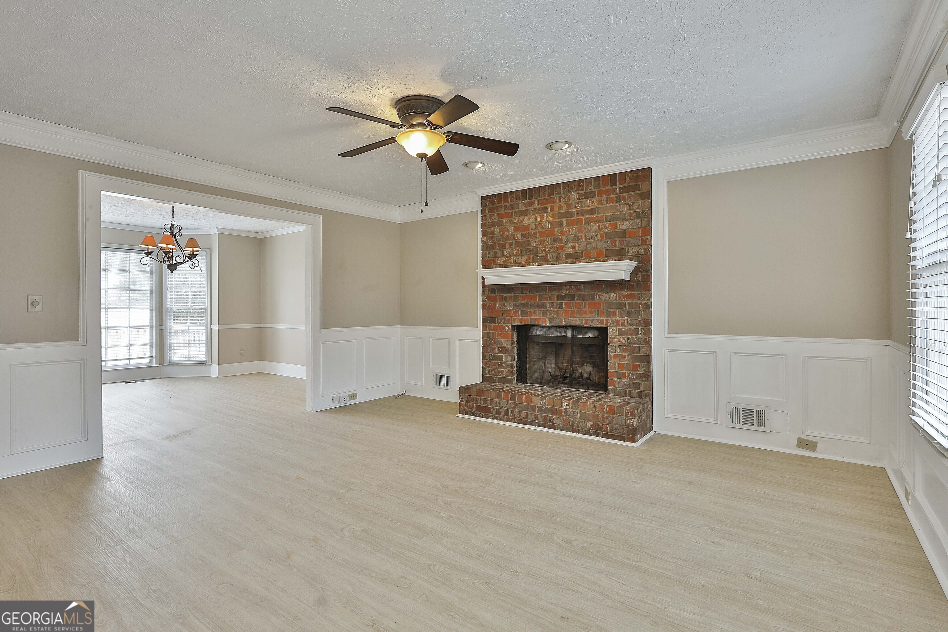 Newnan, Georgia 30265, United States, 4 Bedrooms Bedrooms, ,3 BathroomsBathrooms,Residential,Active,118257