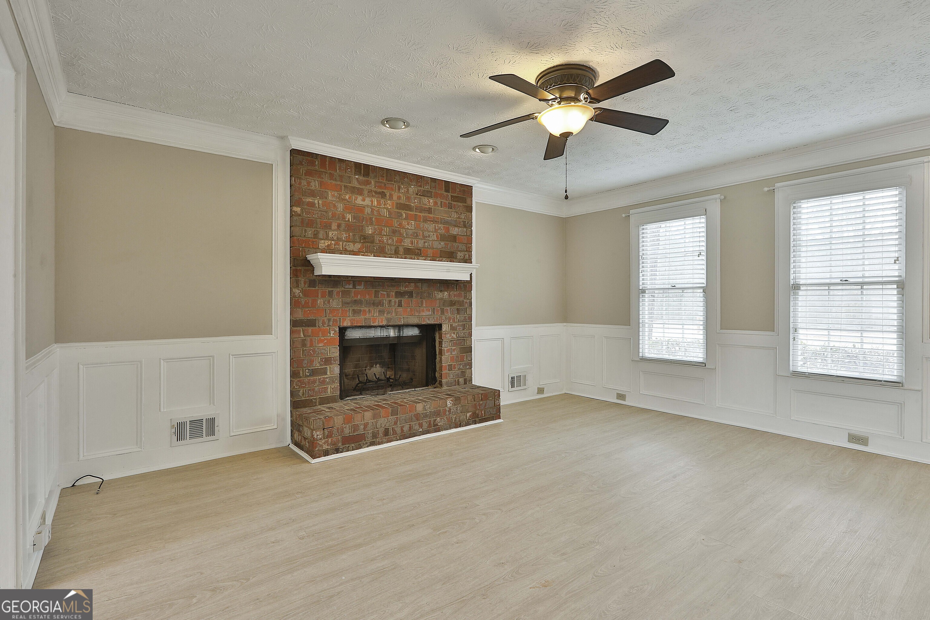 Newnan, Georgia 30265, United States, 4 Bedrooms Bedrooms, ,3 BathroomsBathrooms,Residential,Active,118257