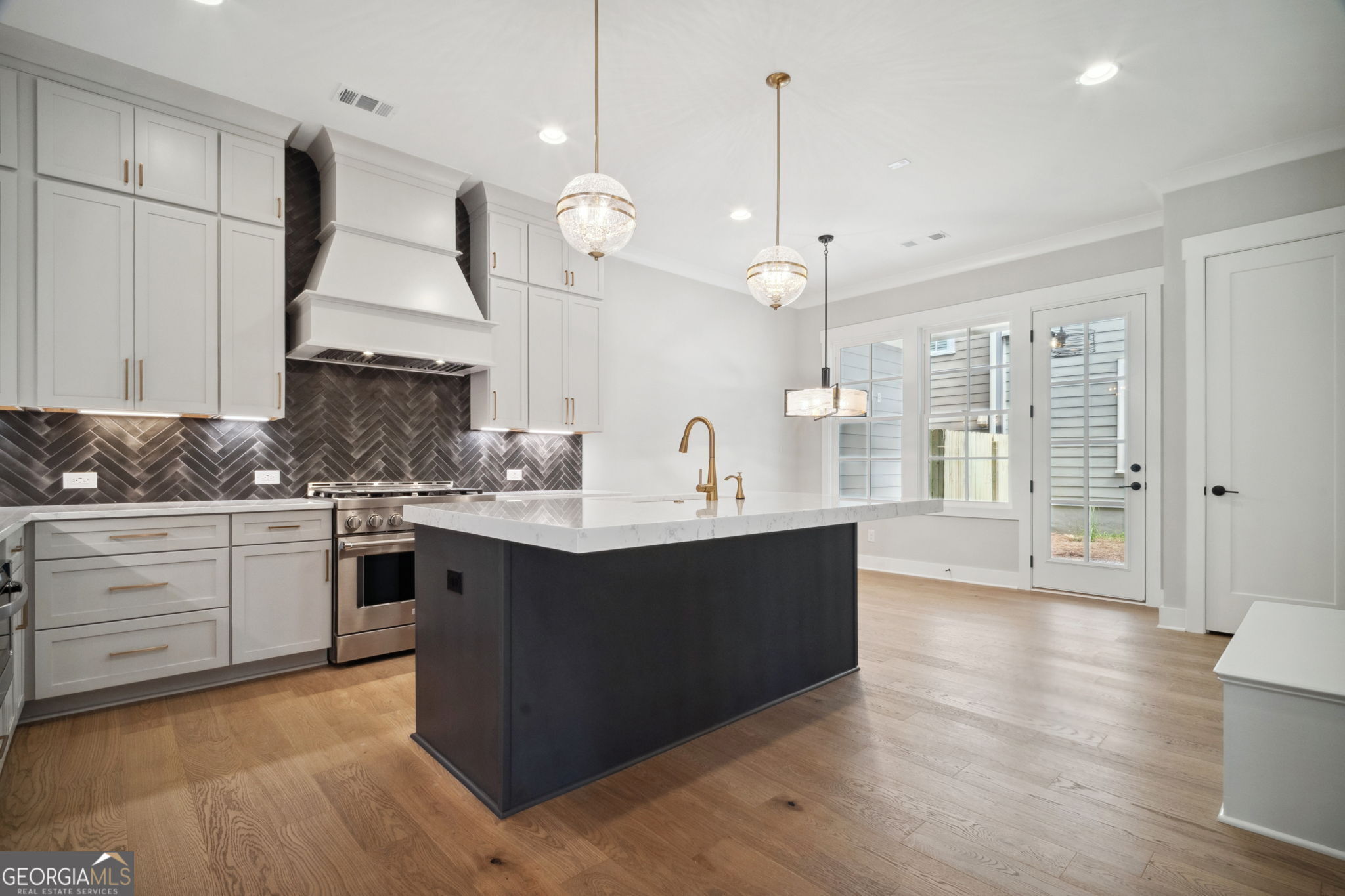 South on Main - Residential