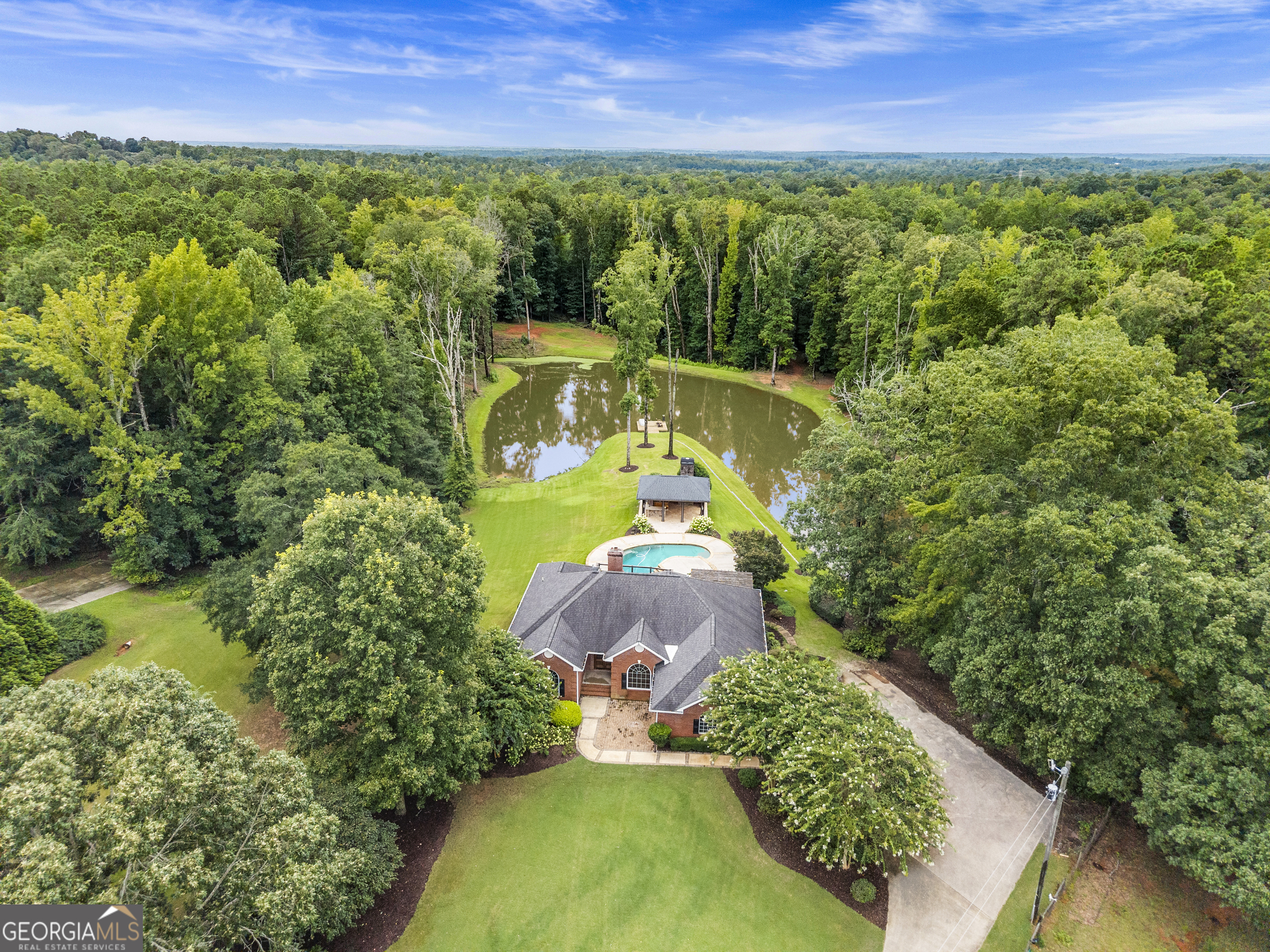 300 Potts LN