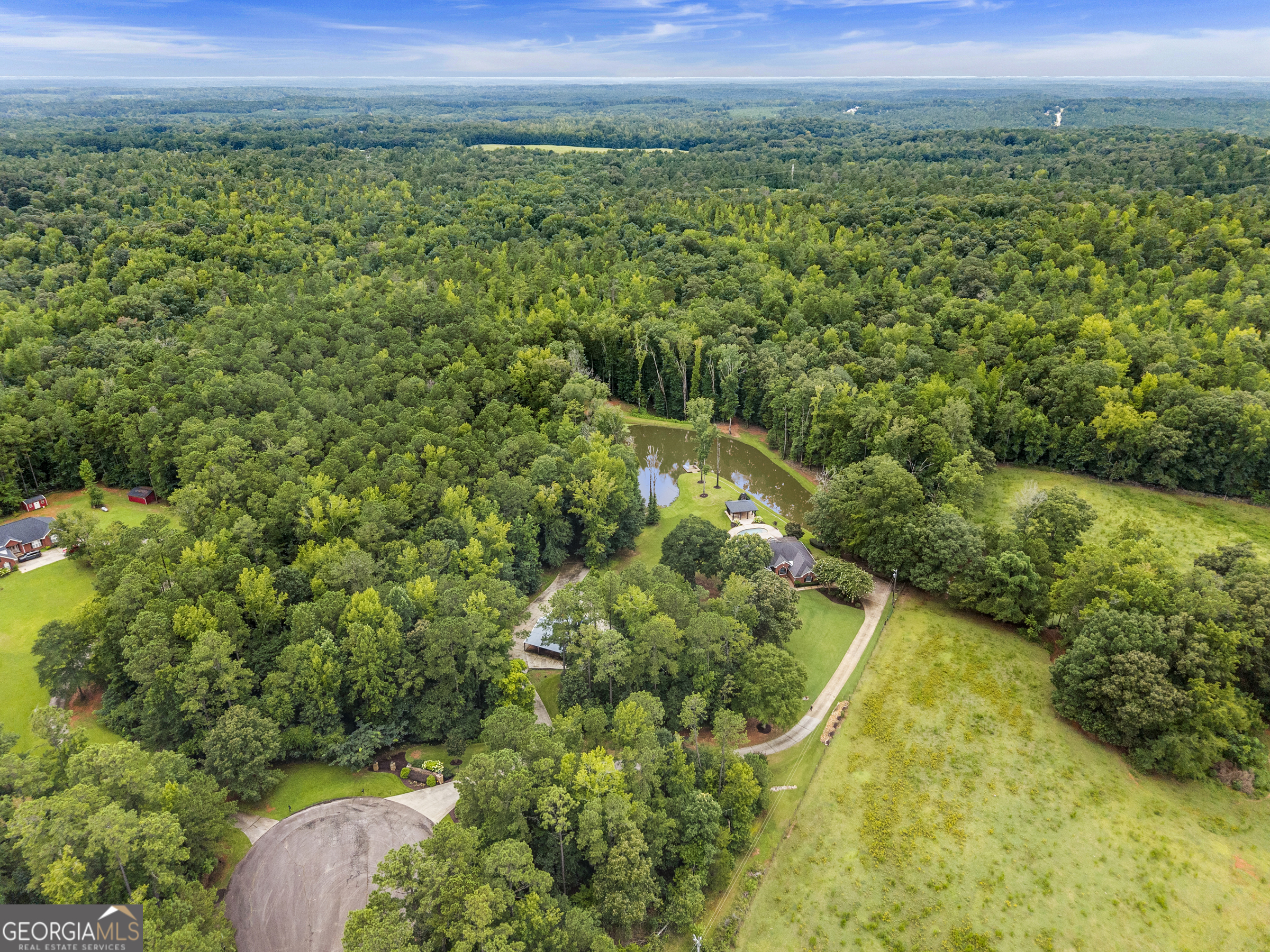 300 Potts LN