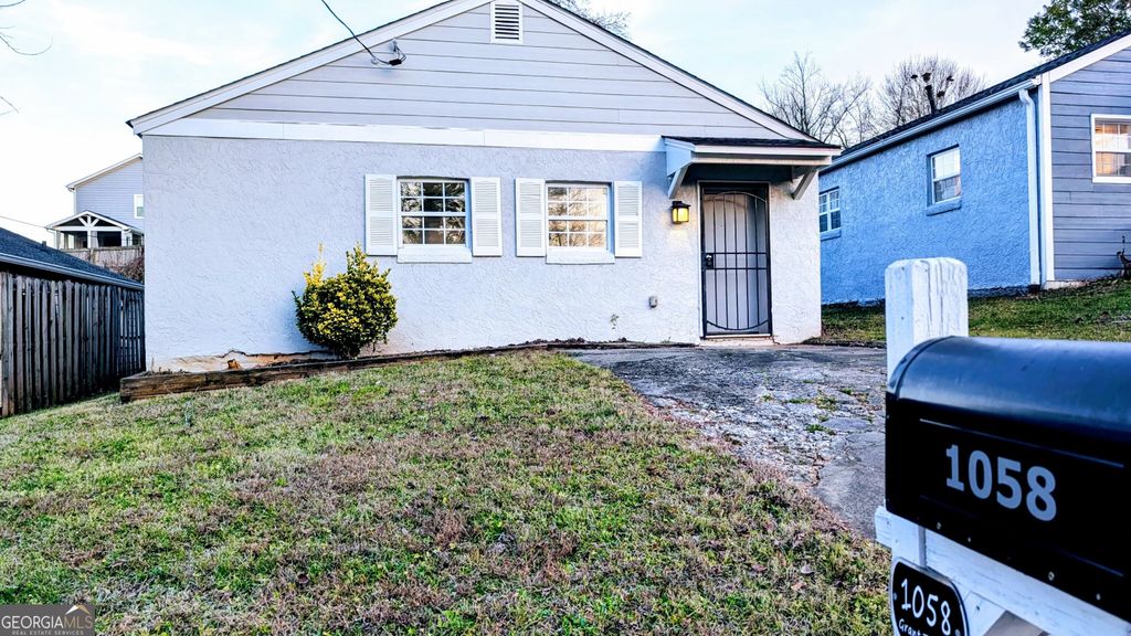 Photo of 1058 Grant Terrace SE, Atlanta, GA 30315 (MLS # 10658561)