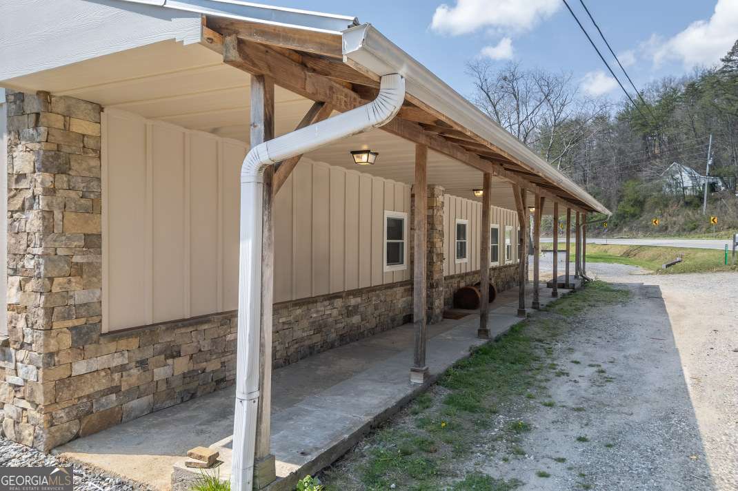 4494 Gainesville HWY