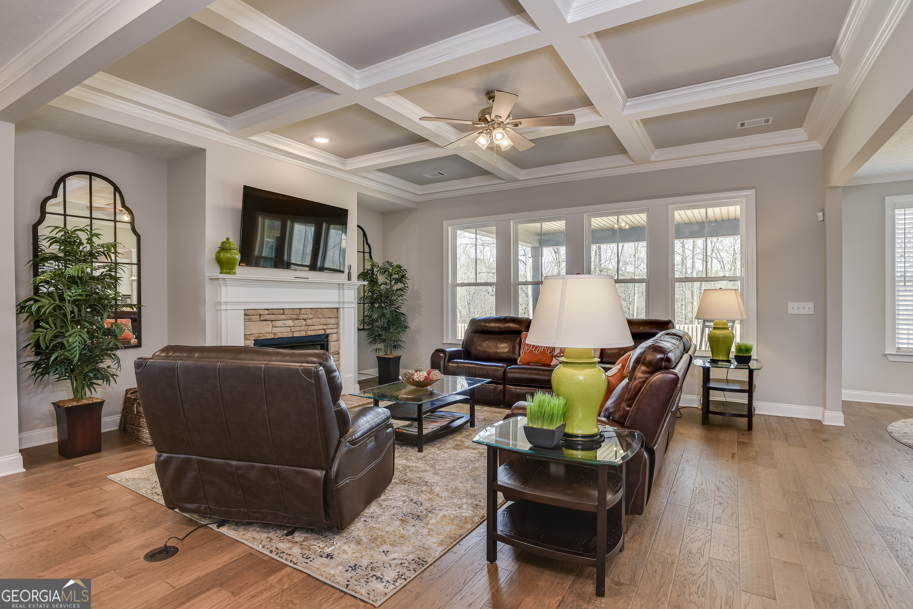 895 Lillian Park DR