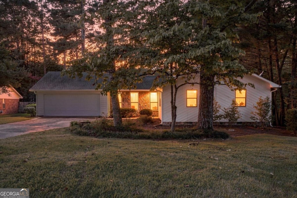 Photo of 4049 Tutwren Court NE, Marietta, GA 30066 (MLS # 10878653)