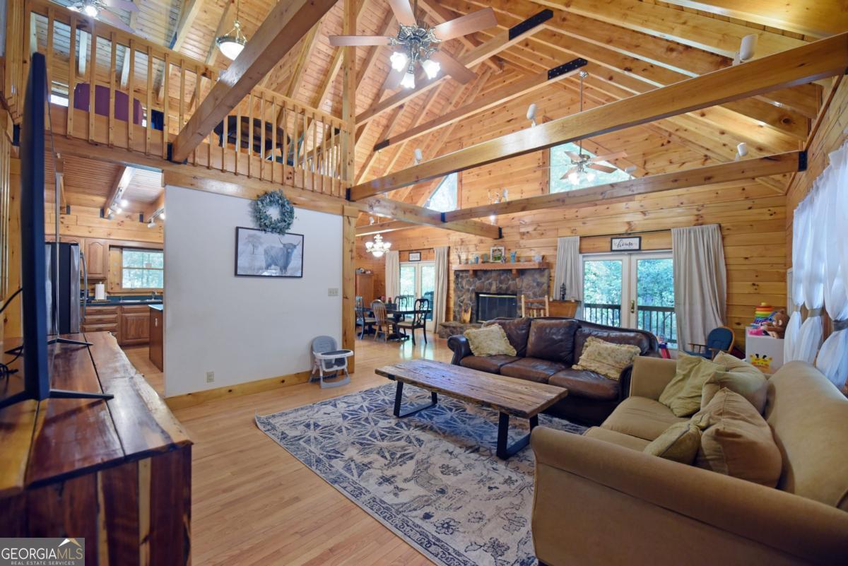 84 Saddle Ridge CT