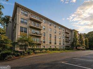 3203 Lenox RD NE 24