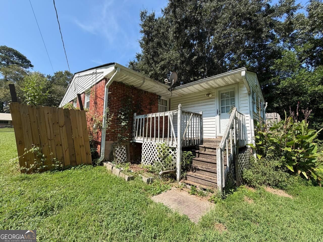 7344 Howard CIR