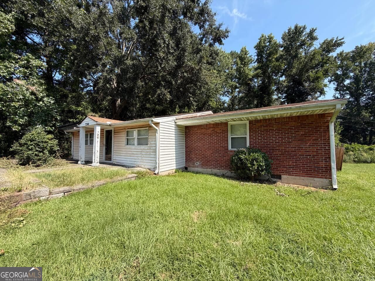 7344 Howard CIR