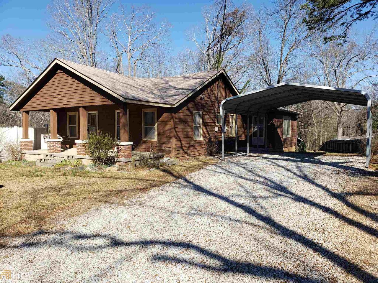 Spacious 3 bedroom, 2 bath home on over 2 acres in the city. Great large eat in kitchen but also a seperate dining room for family gatherings. Seperate dining room could also be a 4th bedroom. Partial basement for additional storage space or finish for another room since there is already central heat and air there. Electrical panel has been upgraded.