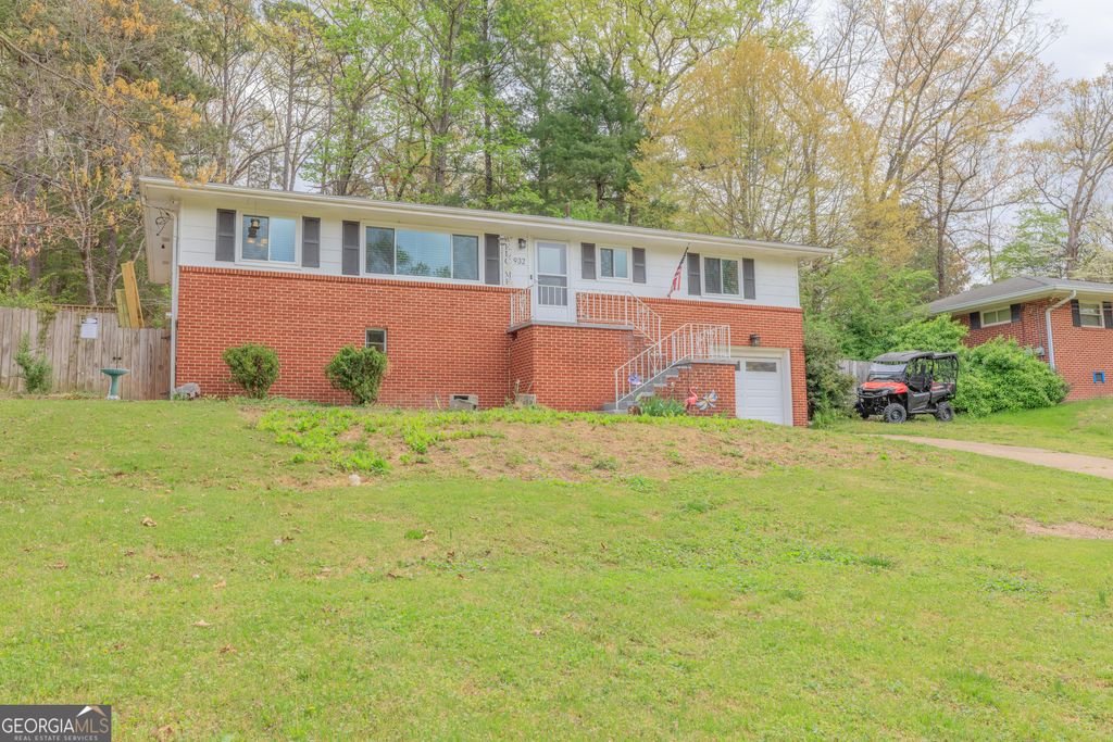 Photo of 932 Marion Street, Rossville, GA 30741 (MLS # 10725489)