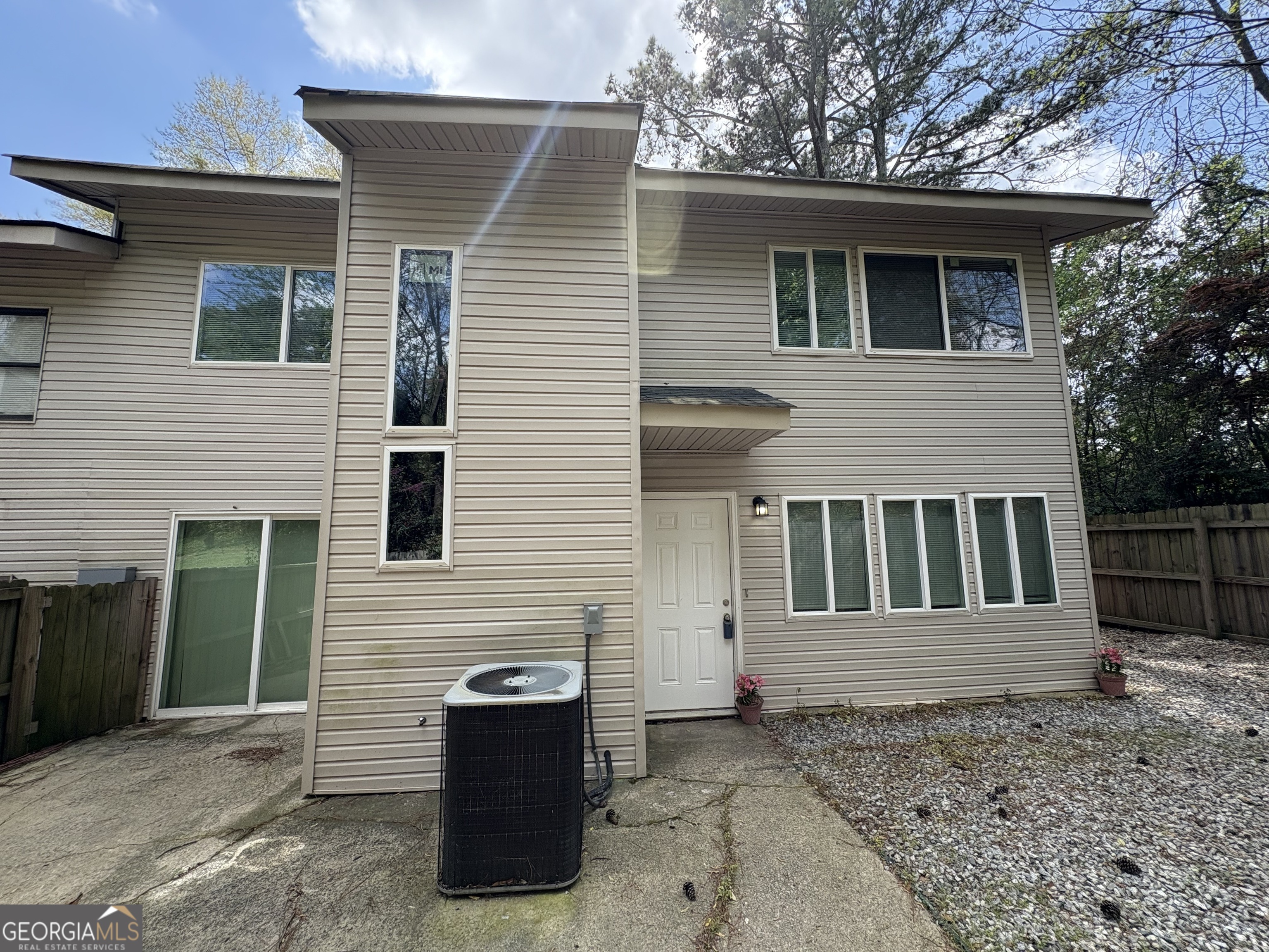 7560 Taylor RD 1