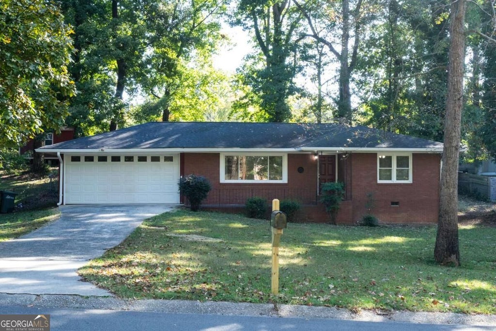 Photo of 165 Charles Avenue SE, Marietta, GA 30067 (MLS # 10879254)