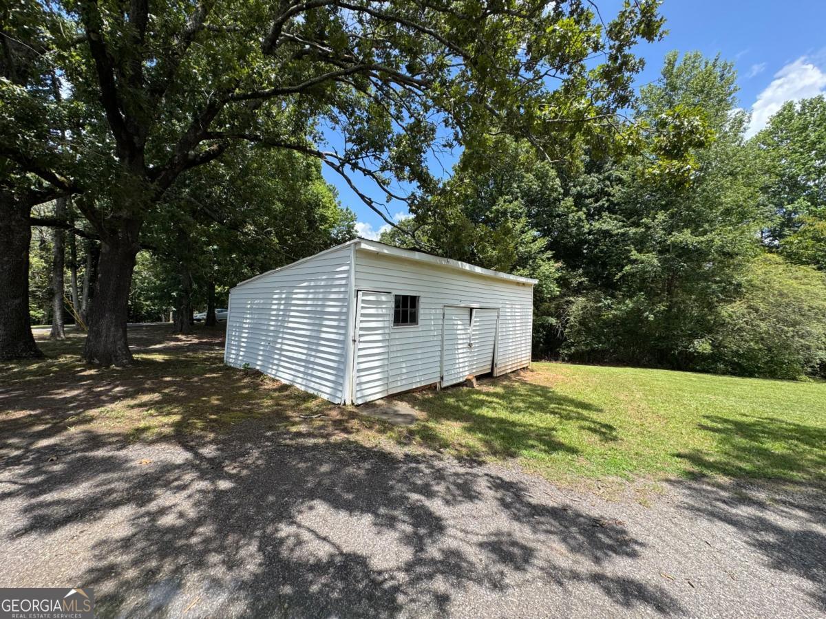 2903 Athens HWY