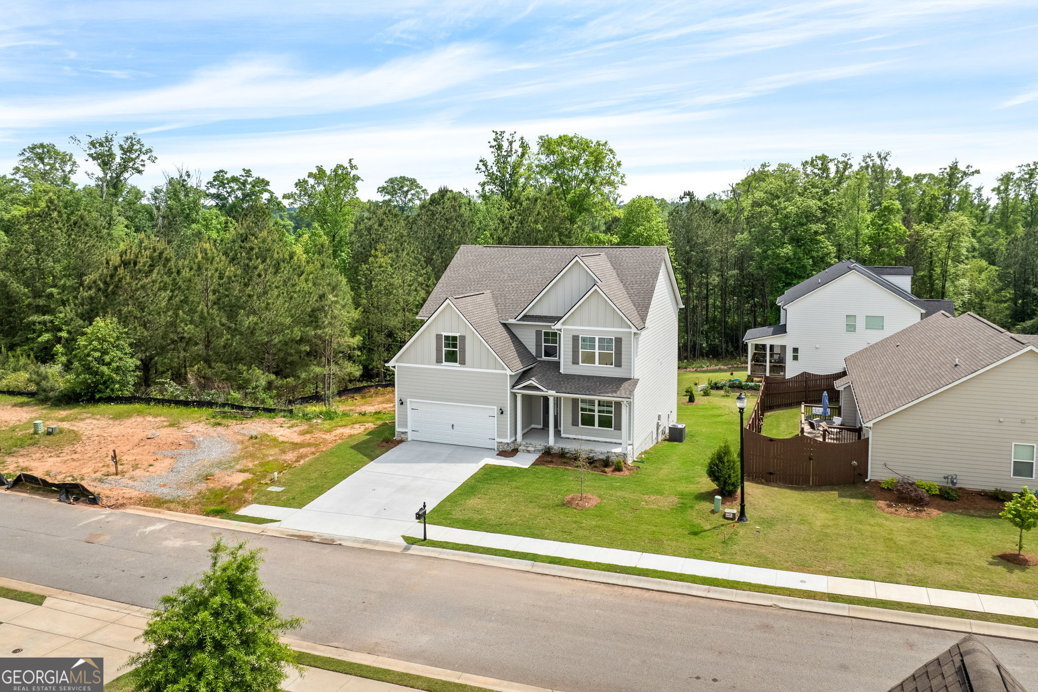 553 Lago CT