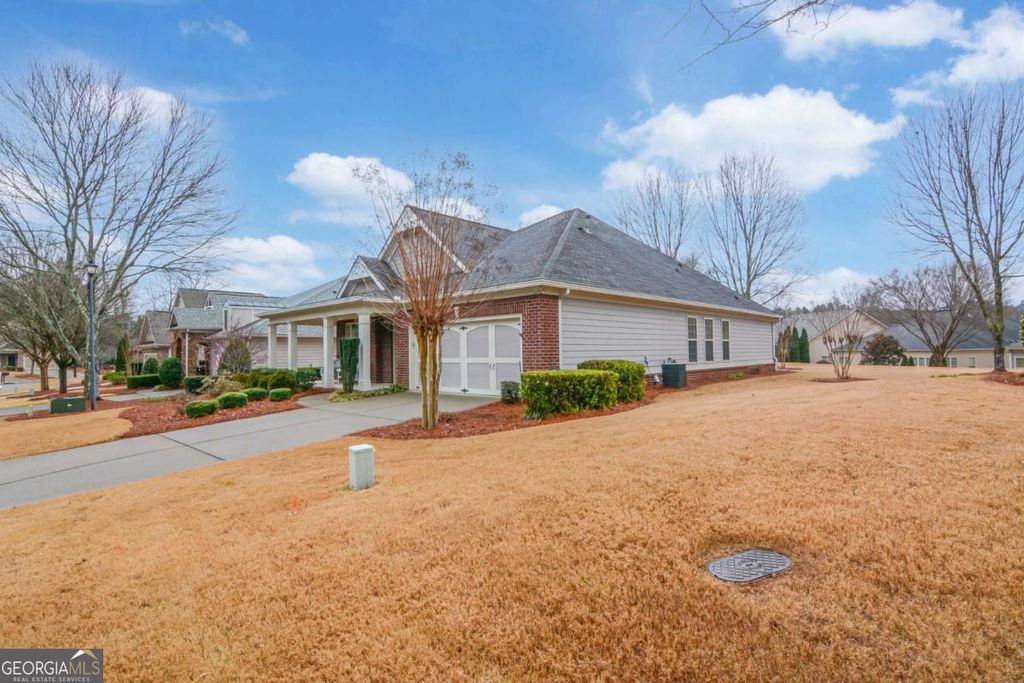 Photo of 1310 Creek Vista Drive, Cumming, GA 30041 (MLS # 10722461)