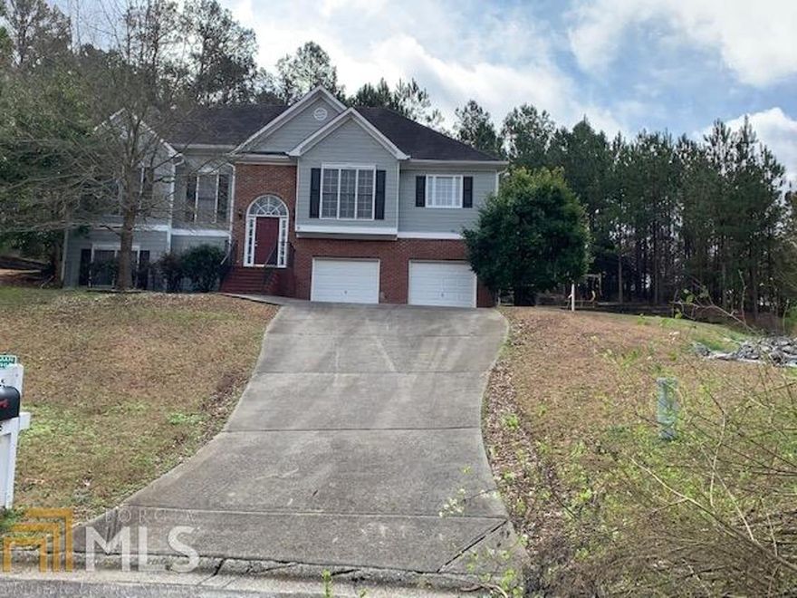 Want a great neighborhood, check!  Lots of storage, check!  Fresh paint inside and out, check! Handicapped accessible bath, check!  This home has it all!!  Recently updated, the main level features a vaulted living room with access to the deck and backyard - and yes, the playscape stays.  There's a large dining room off the living room and kitchen, perfect for large gatherings.  All kitchen appliances are included!  A lovely master suite with tray ceiling, walk in closet and large bath are separate from the family bedrooms, which have their own freshly tiled bath.  The lower level contains a 4th bedroom or office, a playroom with enormous walk-in closet and a newly completed handicapped accessible bath.  This lower level would make a great teen or parent suite as well, since its on the garage level for easy access.  There's a double garage with a huge storage/workshop space.  This home is in the lovely East River Gables subdivision of Old East Rome.  You won't want to miss it and can move in immediately!