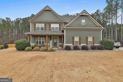 A home in Newnan