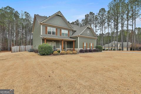 A home in Newnan