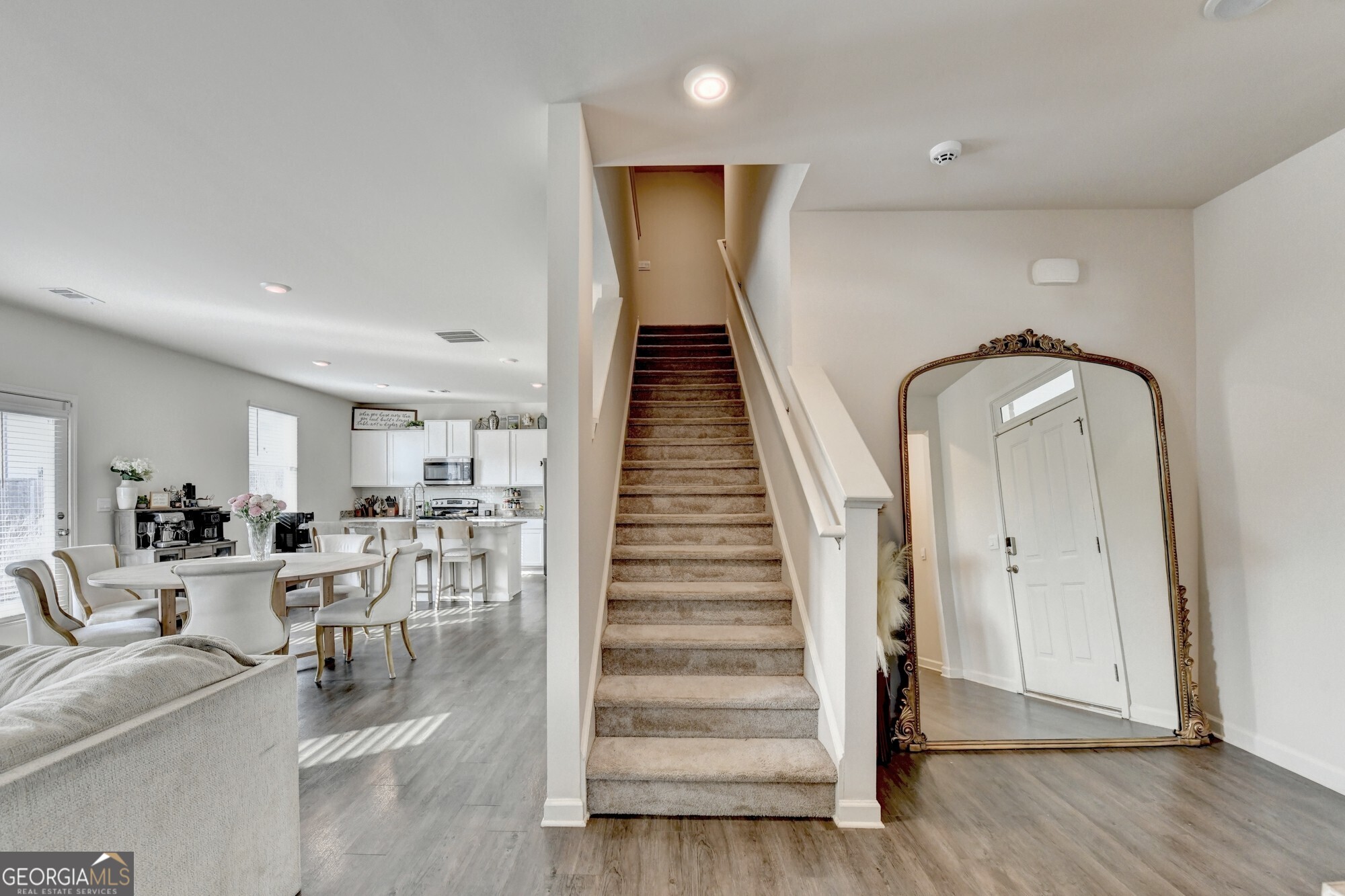52 Brode LN