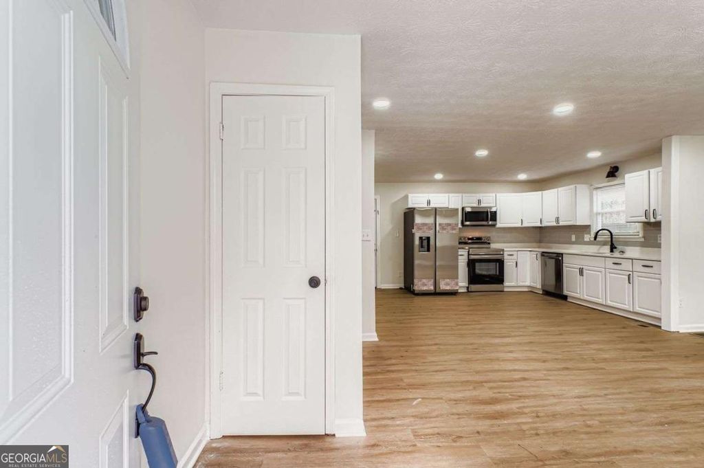 Photo of 862 Sheppard Way, Stone Mountain, GA 30083 (MLS # 10652705)