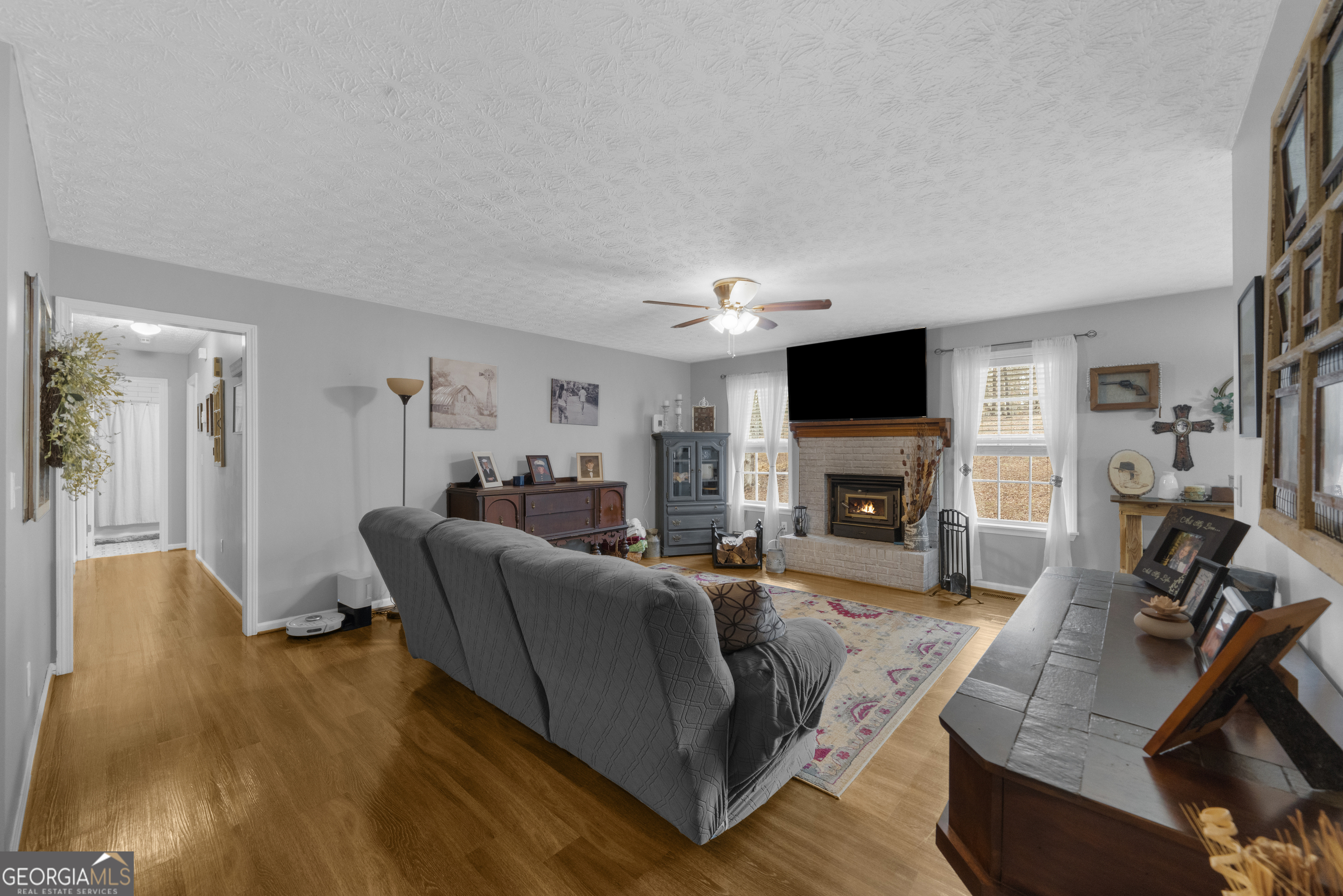 6124 Clyde Connor Rd