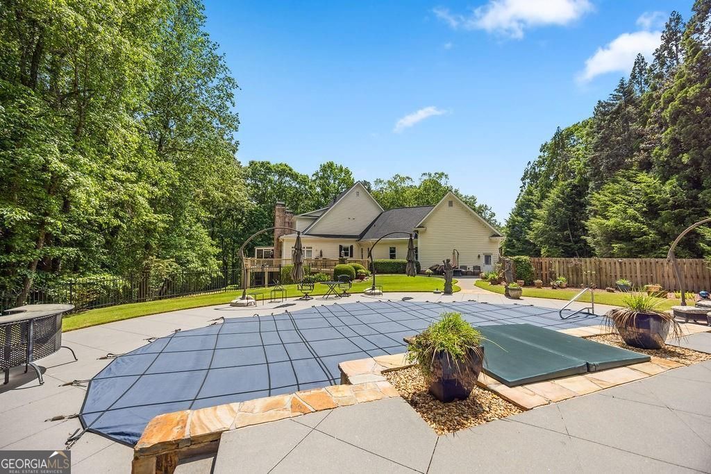 Canton, Georgia 30115, United States, 5 Bedrooms Bedrooms, ,6 BathroomsBathrooms,Residential,Active,214964