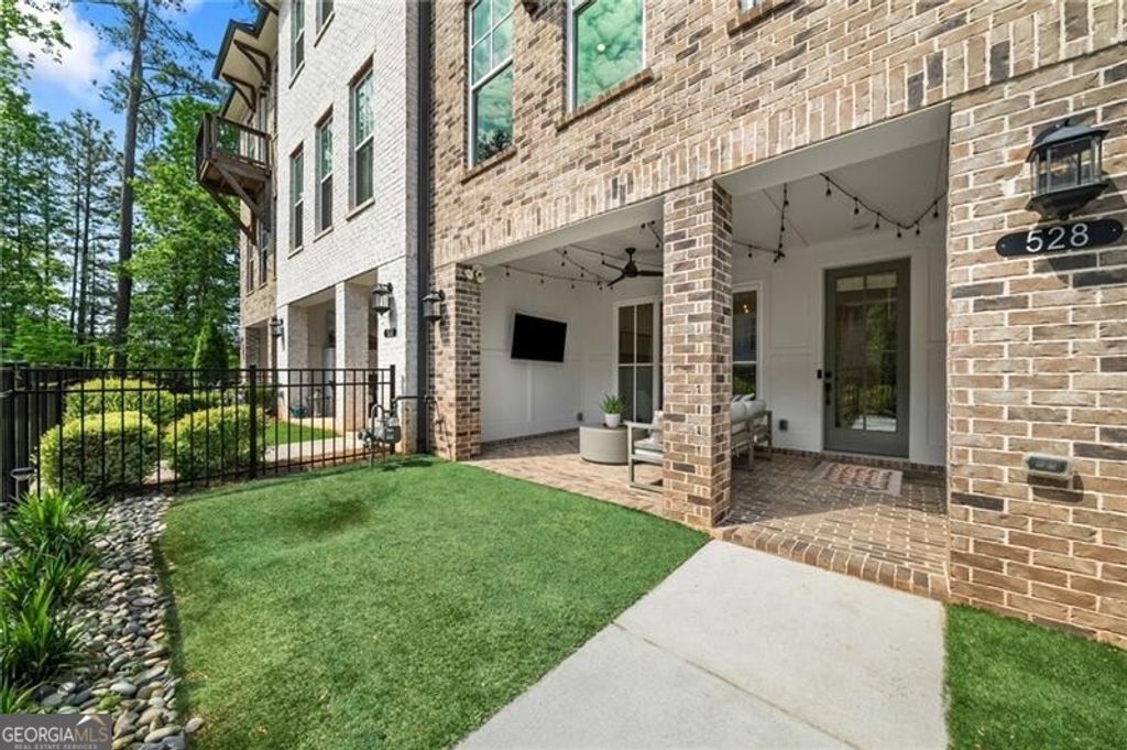 Photo of 528 Clover Lane, Alpharetta, GA 30009 (MLS # 10742076)