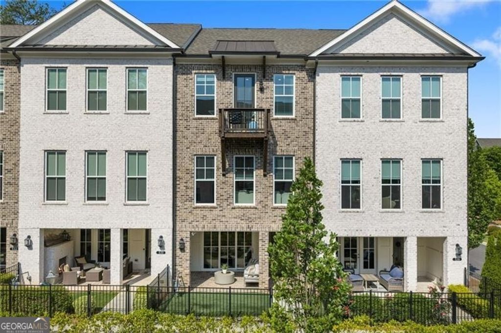 Photo of 528 Clover Lane, Alpharetta, GA 30009 (MLS # 10742076)