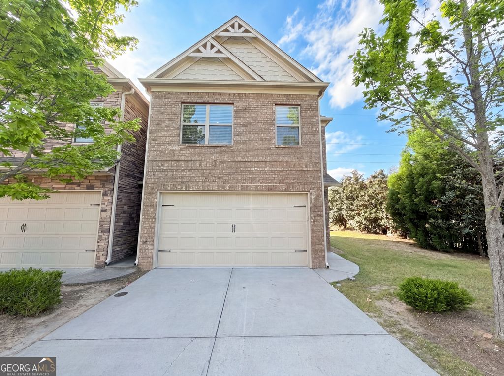 Photo of 10555 Naramore Lane, Johns Creek, GA 30022 (MLS # 10753650)