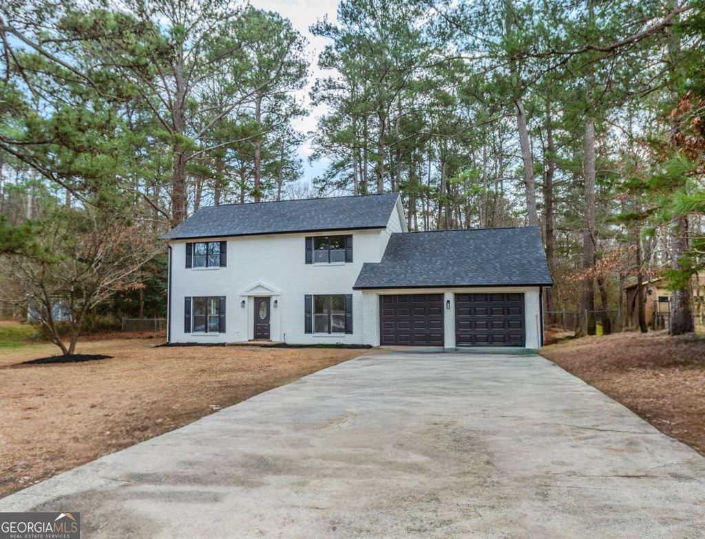 Photo of 2229 Martin Way, Jonesboro, GA 30236 (MLS # 10696133)