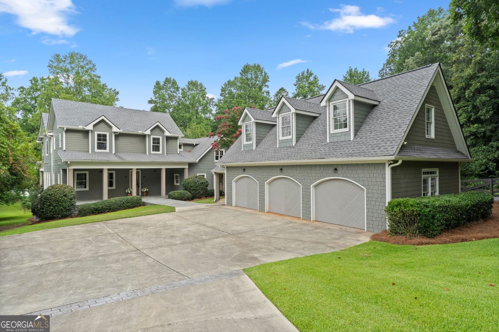Photo of 69 Winterhawk Cove, Dawsonville, GA 30534 (MLS # 10814843)