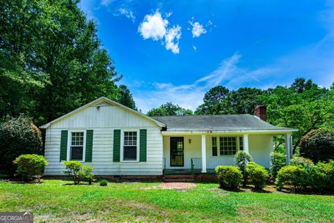 A home in Hogansville