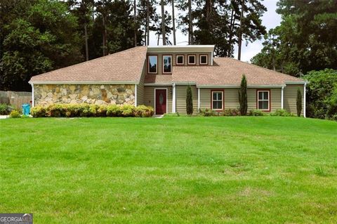 5113 BROWNLEE RD Stone Mountain GA 30087