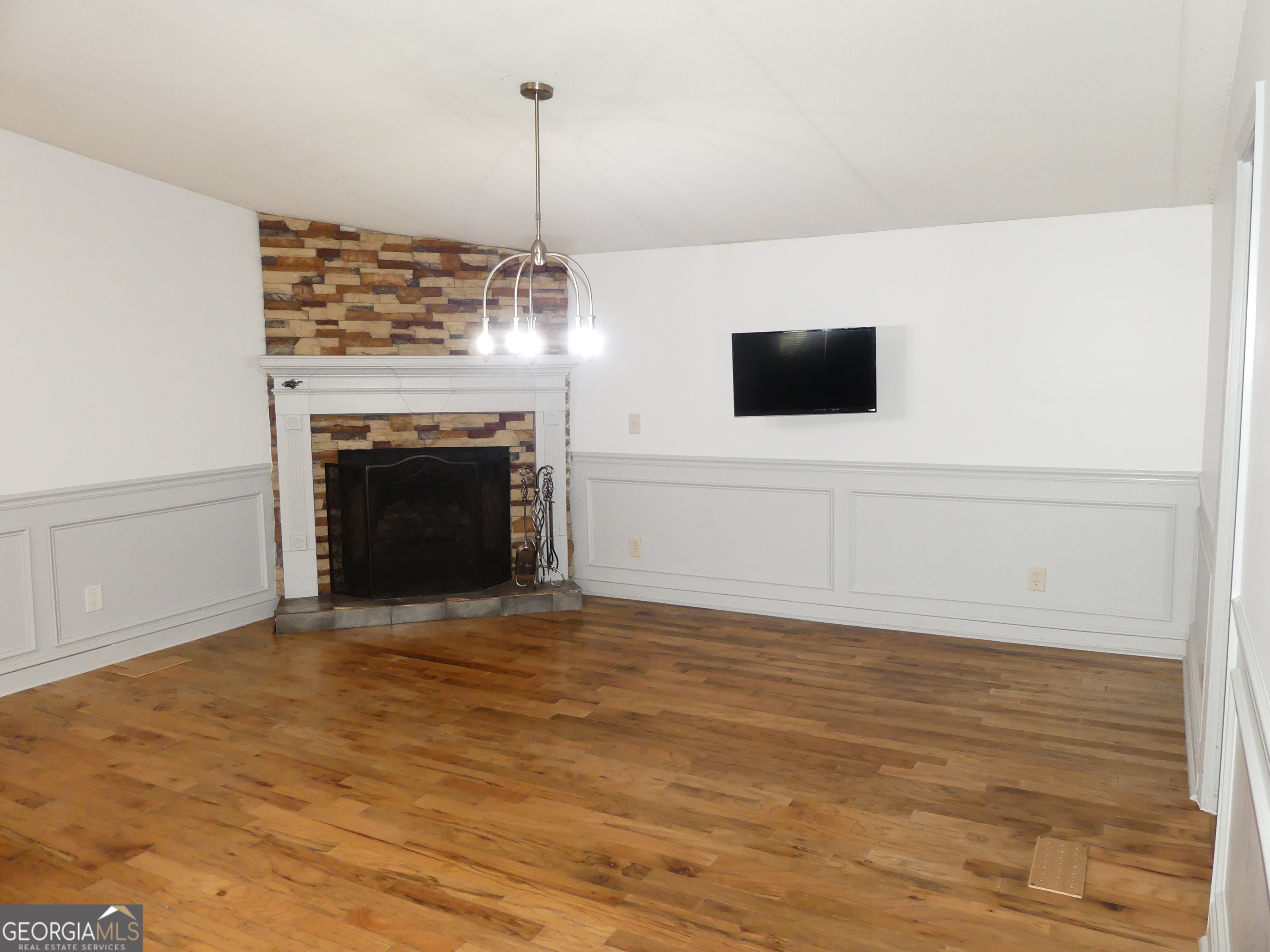 7012 Blueberry RDG SE