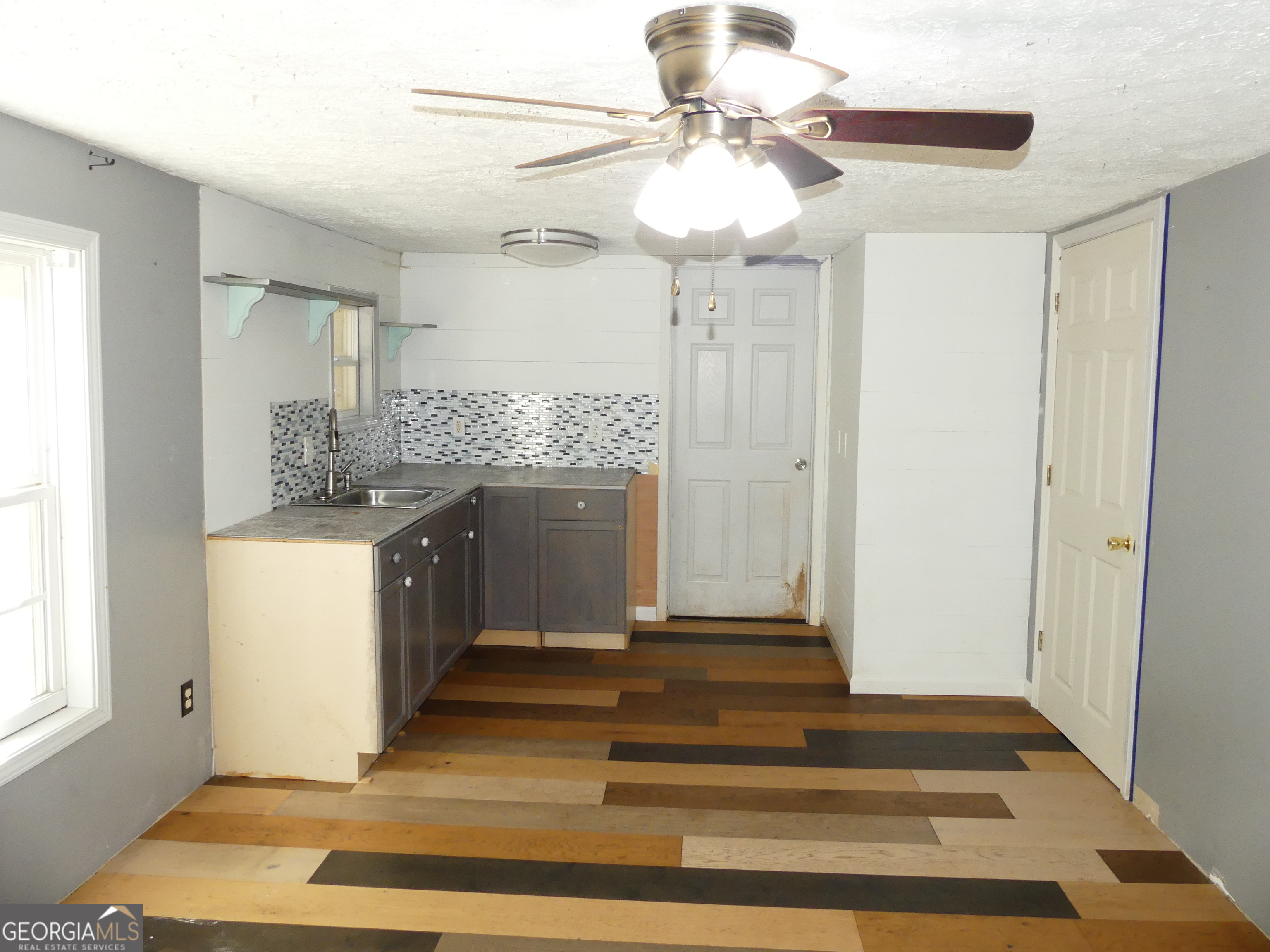 Red Top Mountain Estates - Residential