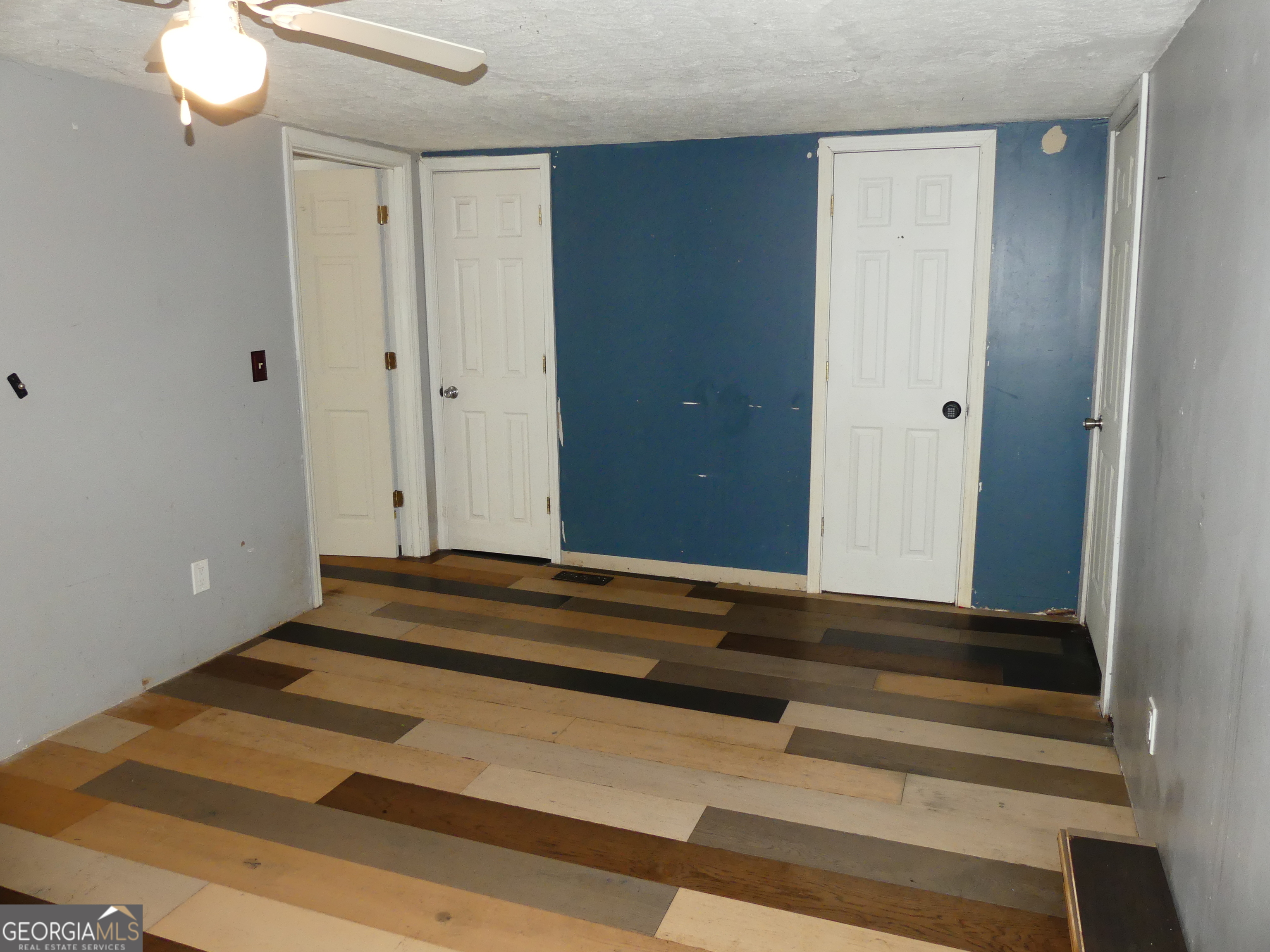 Red Top Mountain Estates - Residential