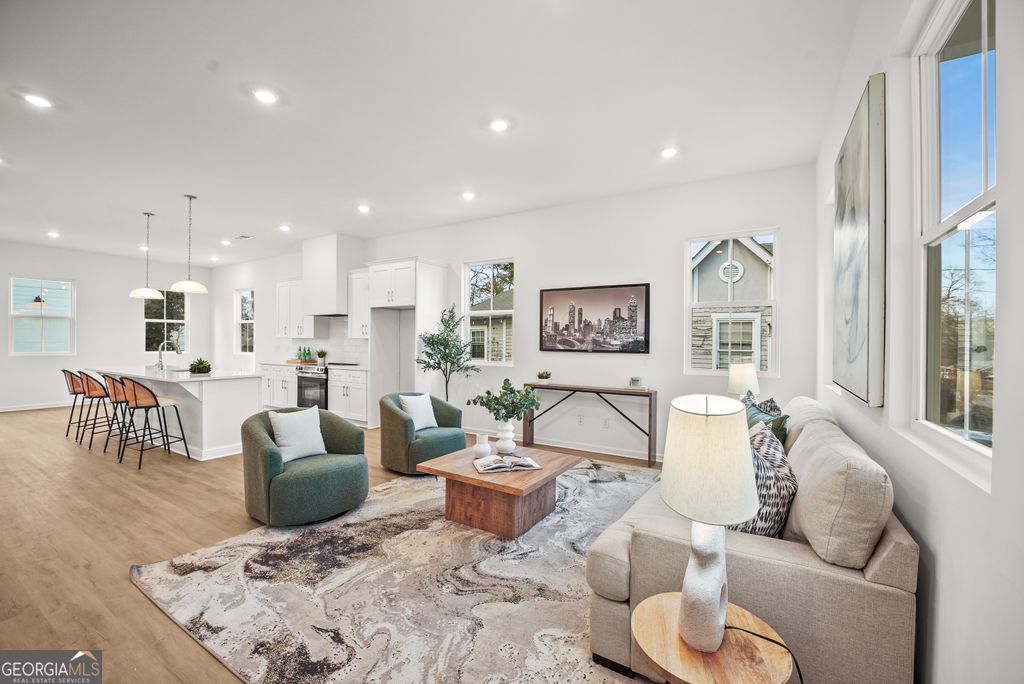 Photo of 154 Stanhope Cir NW, Atlanta, GA 30314 (MLS # 10789625)