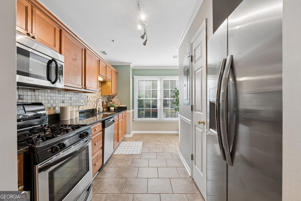 Photo of 597 Saint James Walk SE, Marietta, GA 30067 (MLS # 10850963)