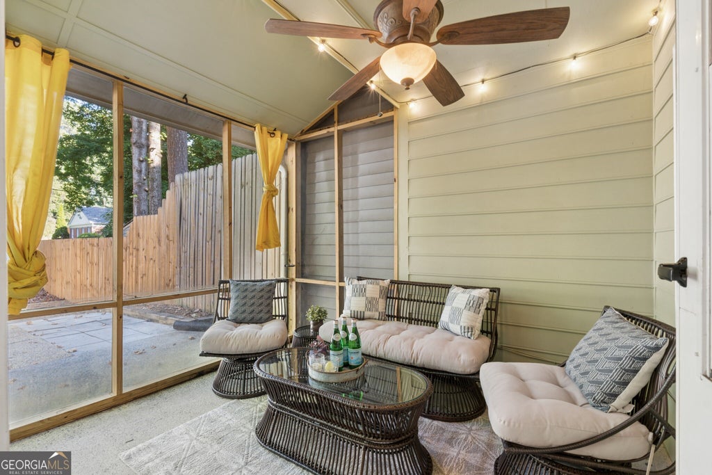 Photo of 597 Saint James Walk SE, Marietta, GA 30067 (MLS # 10850963)