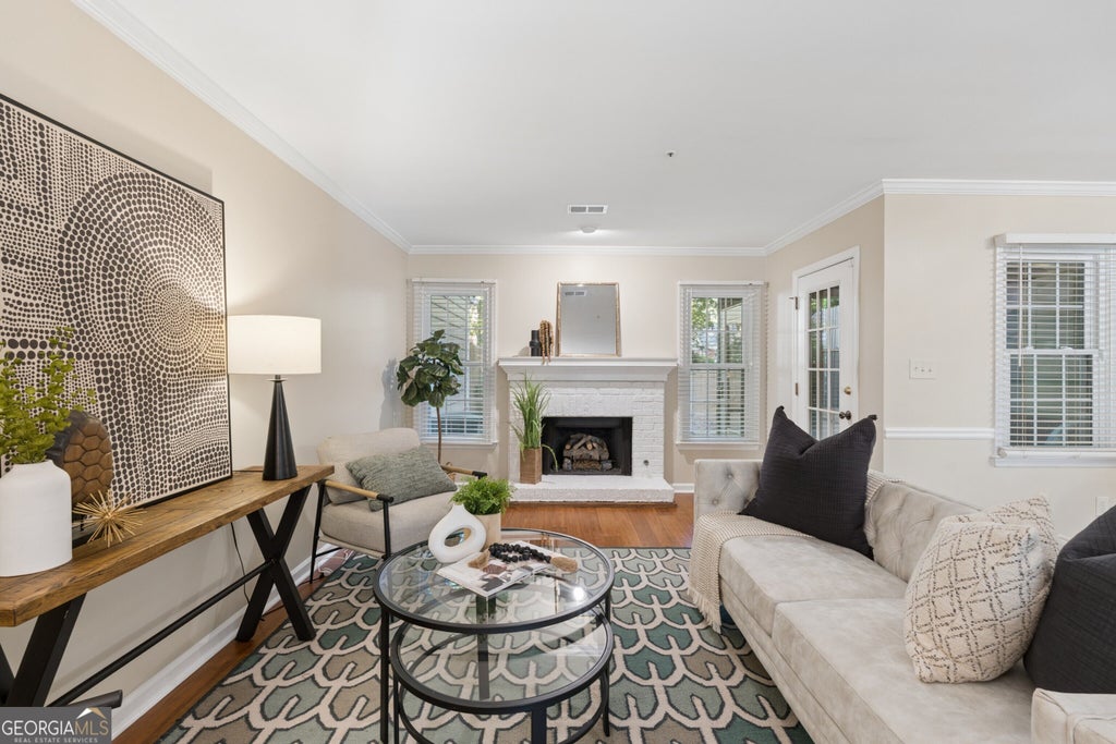 Photo of 597 Saint James Walk SE, Marietta, GA 30067 (MLS # 10850963)